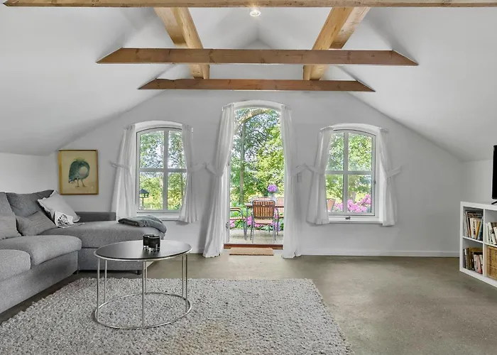 Beautiful In With House Sea View